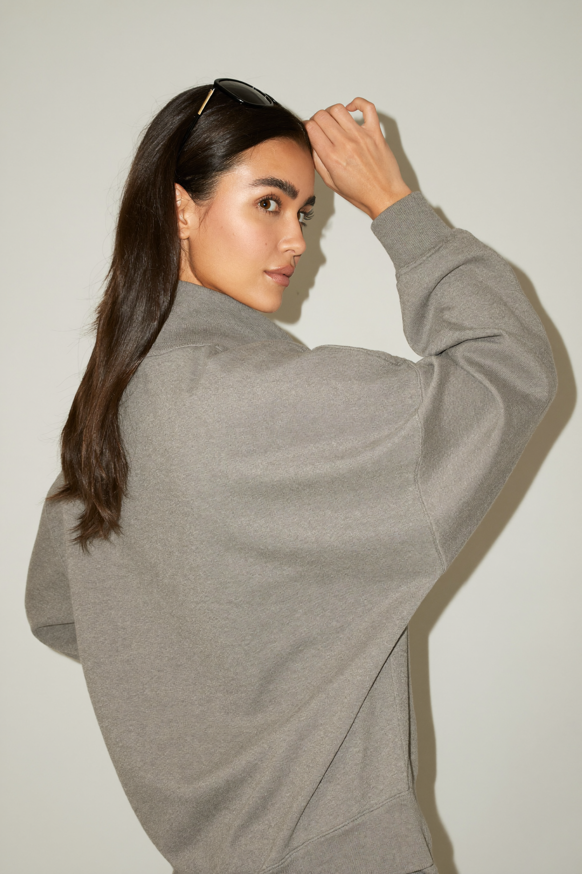 Oversized pullover — Grå